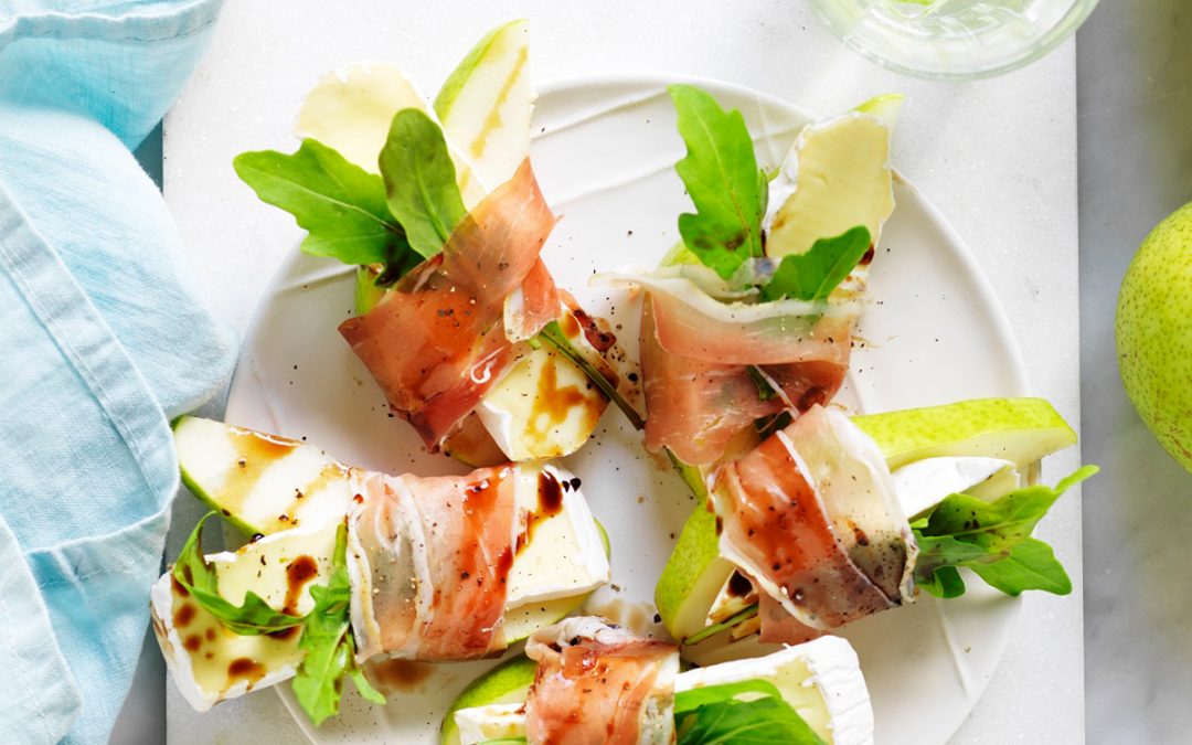 Pear, brie and prosciutto wedges