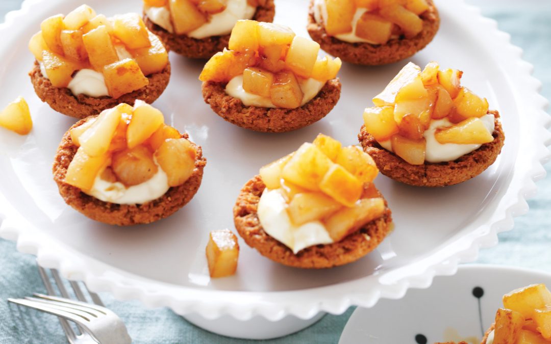 Pears and sour cream in butternut cookies cases